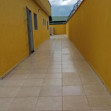 Casa Na Praia Com Piscina Em Itanhaem Luaran gambar
