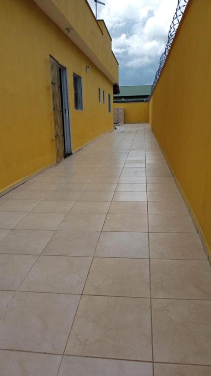 Casa Na Praia Com Piscina Em Itanhaem Luaran gambar